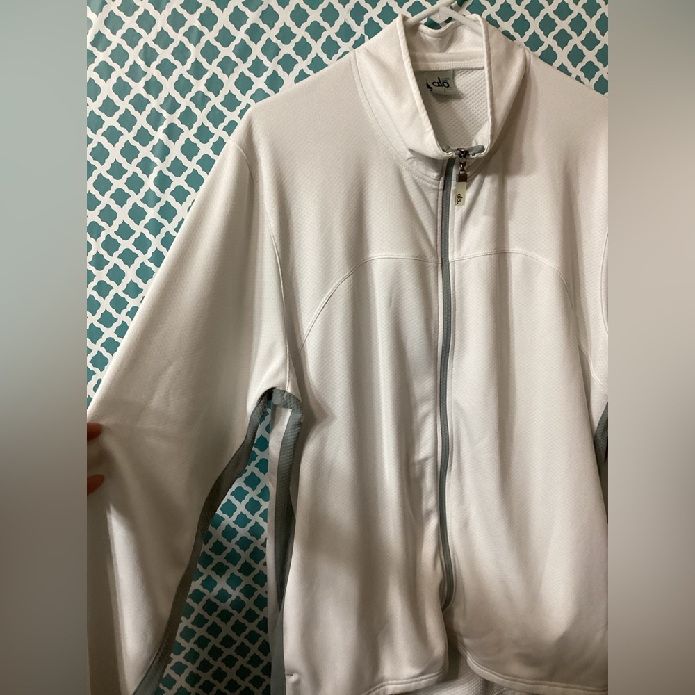 Alo women’s athletic White Full-Zip Jacket size large - Picture 5 of 16